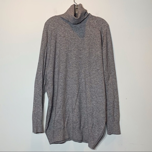 EUC cowl neck oversize gray sweater‎